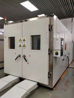 Custom Made Environmental Test Walk In Chamber For Aerospace Vehicles